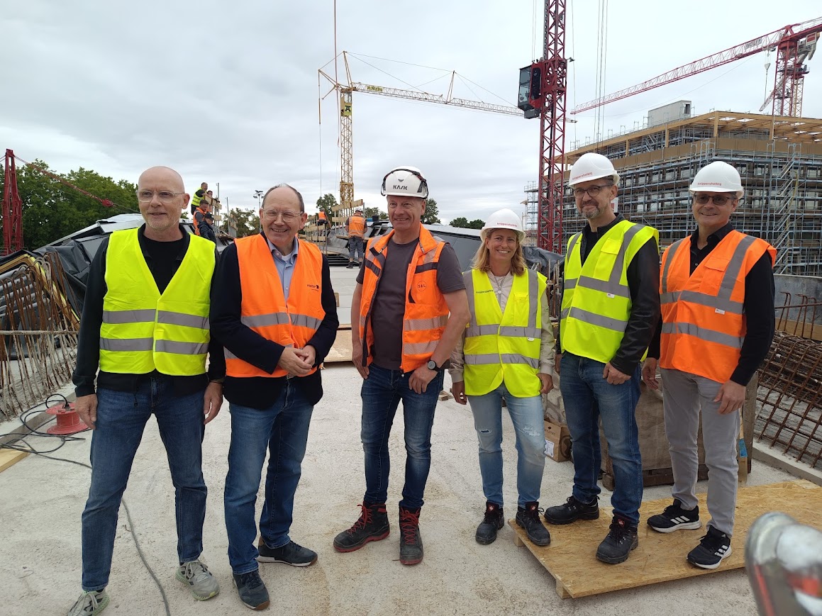 Mannheim: FRANKLIN Steg eingehoben – längste integrale Holzbrücke der Welt entsteht über der B38