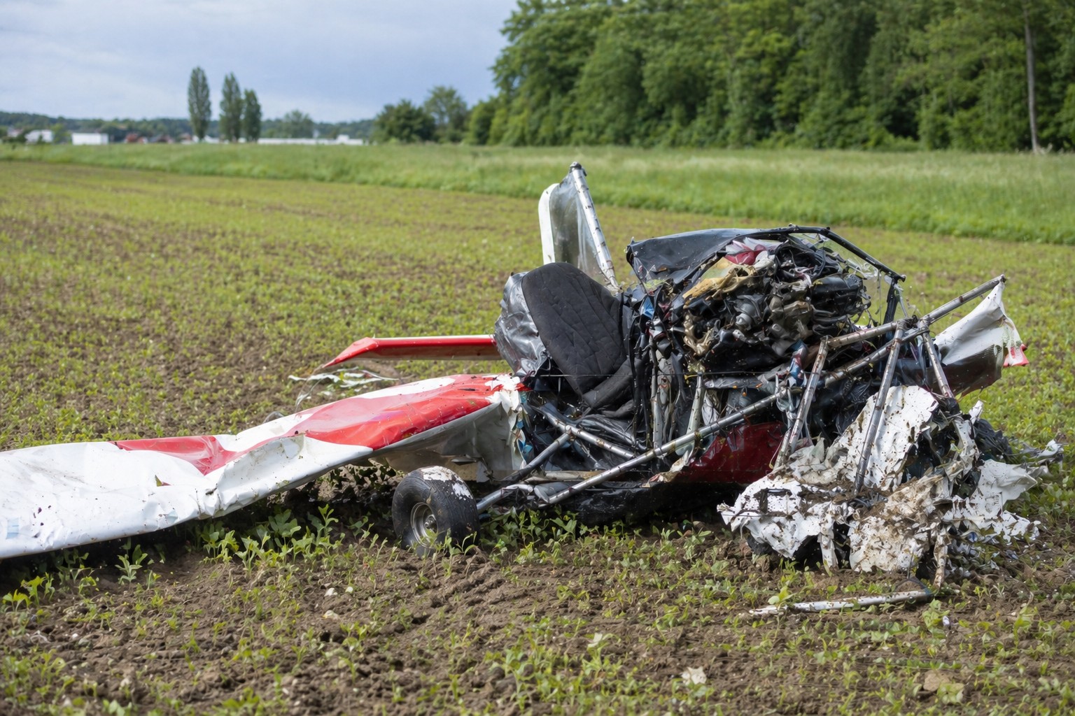 Speyer: Ermittlungen nach Flugzeugabsturz dauern an – Pilot offenbar ums Leben gekommen