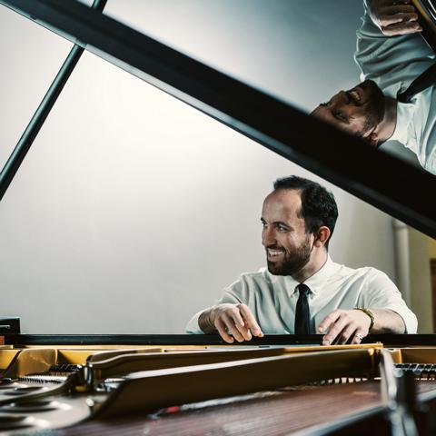 Igor Levit spielt Zusatzkonzert     Vorverkaufsstart so stark wie noch nie in der Festivalgeschichte des Heidelberger Frühling