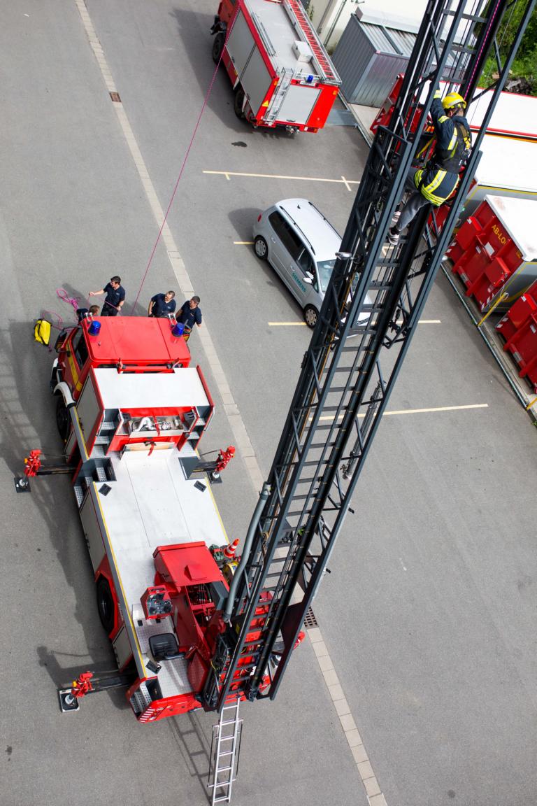 K1024 pd 16 08 23 eignungstest berufsfeuerwehr by dittmer