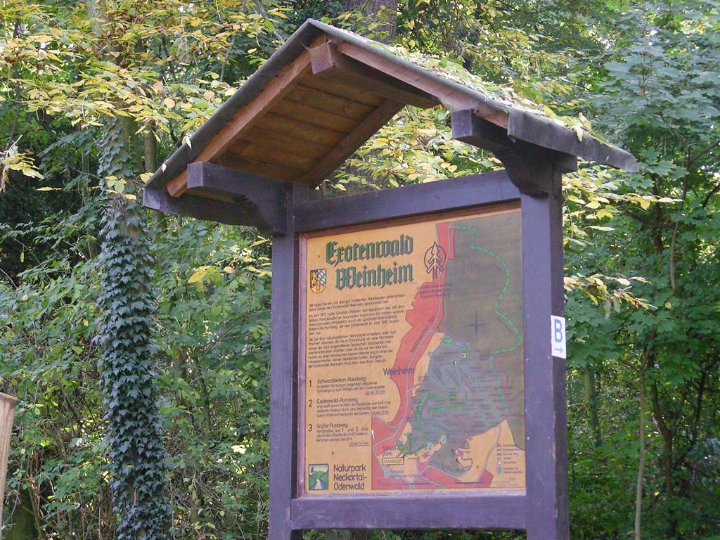 ExotenwaldSchildMZ