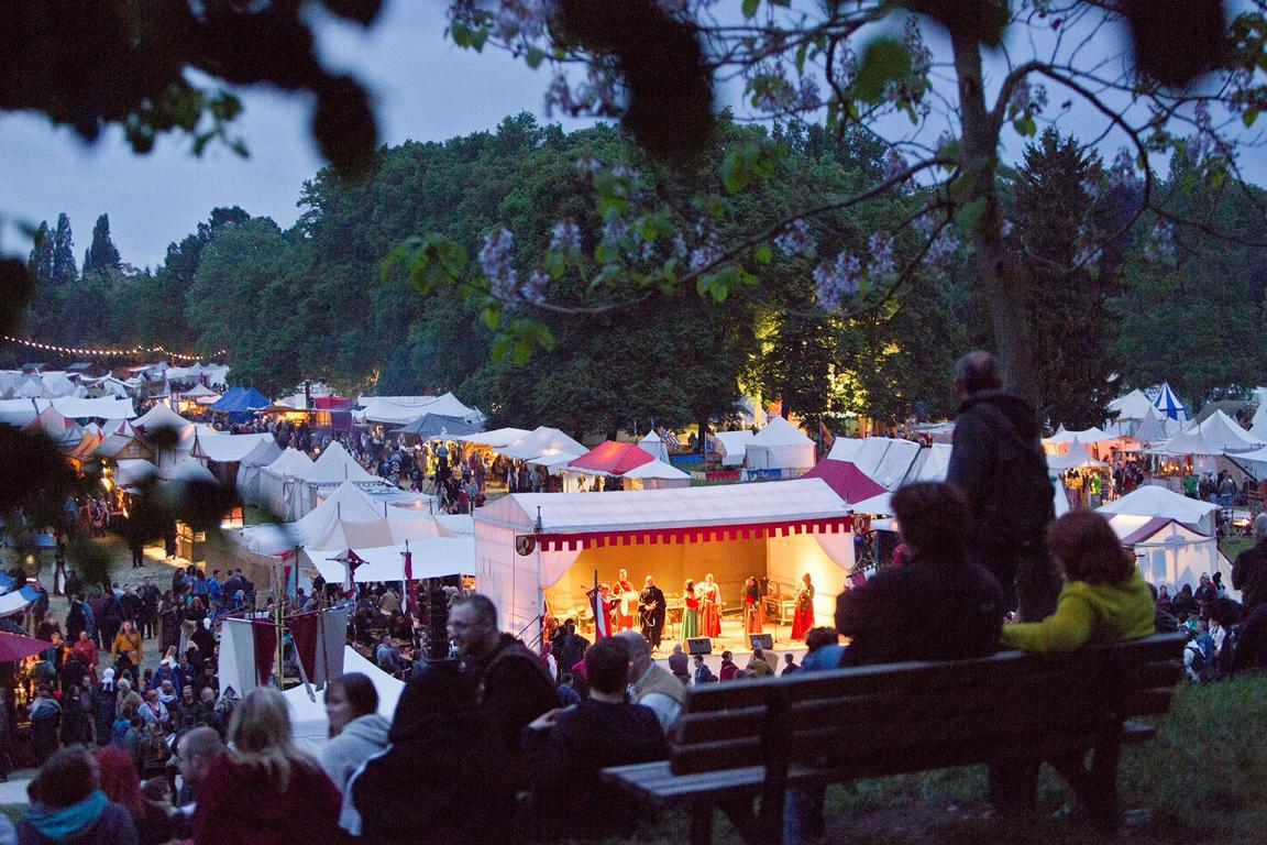 Spectaculum 2015 Ranunculus Foto BBertram 62 Versand