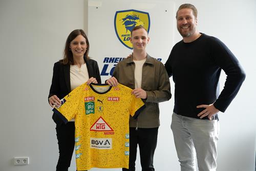 (Foto: RNL) Jennifer Kettemann mit Arnór Snær Óskarsson und Oliver Roggisch LöwenArnor