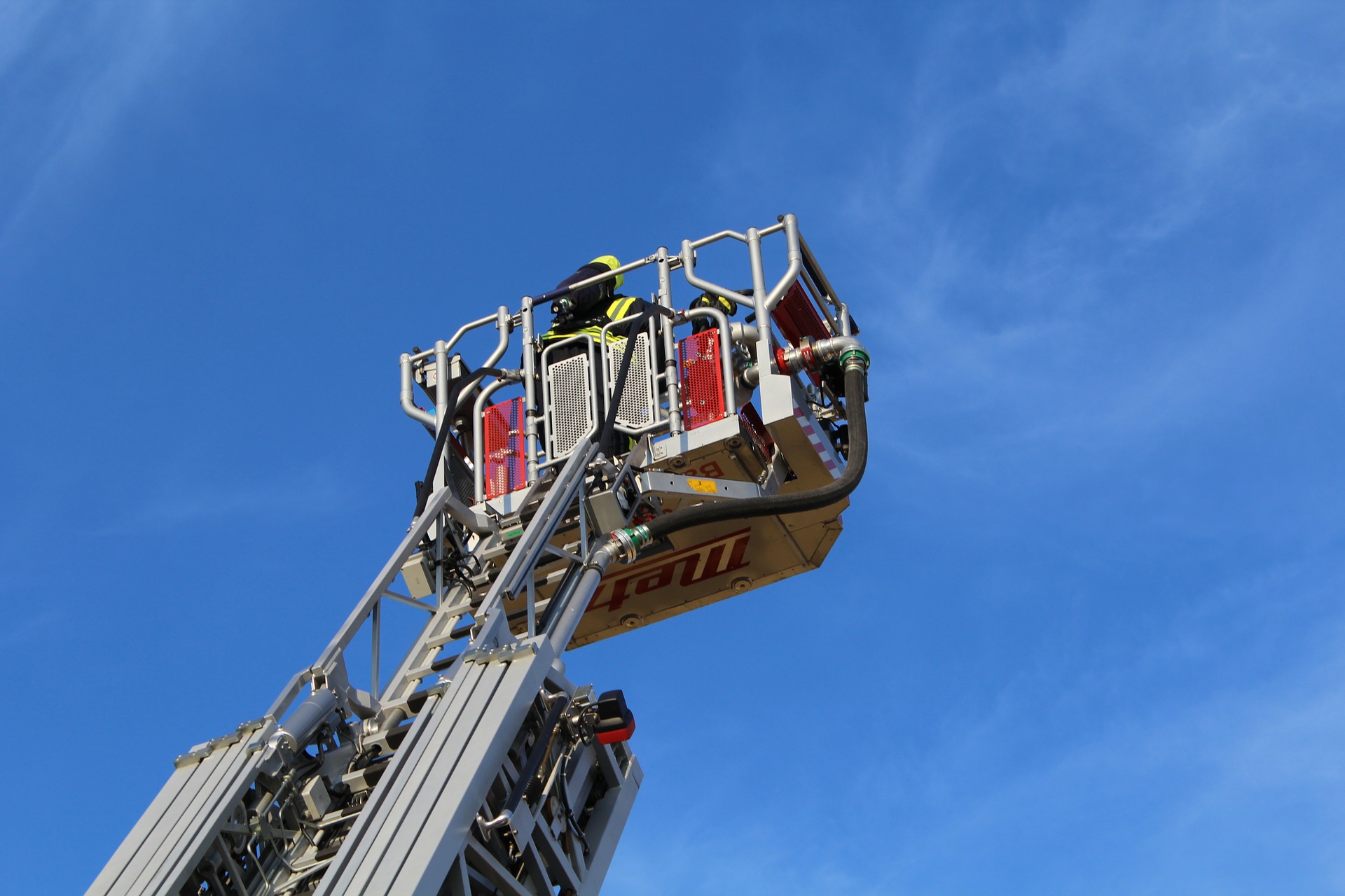 pixabay turntable ladder 282745 1920
