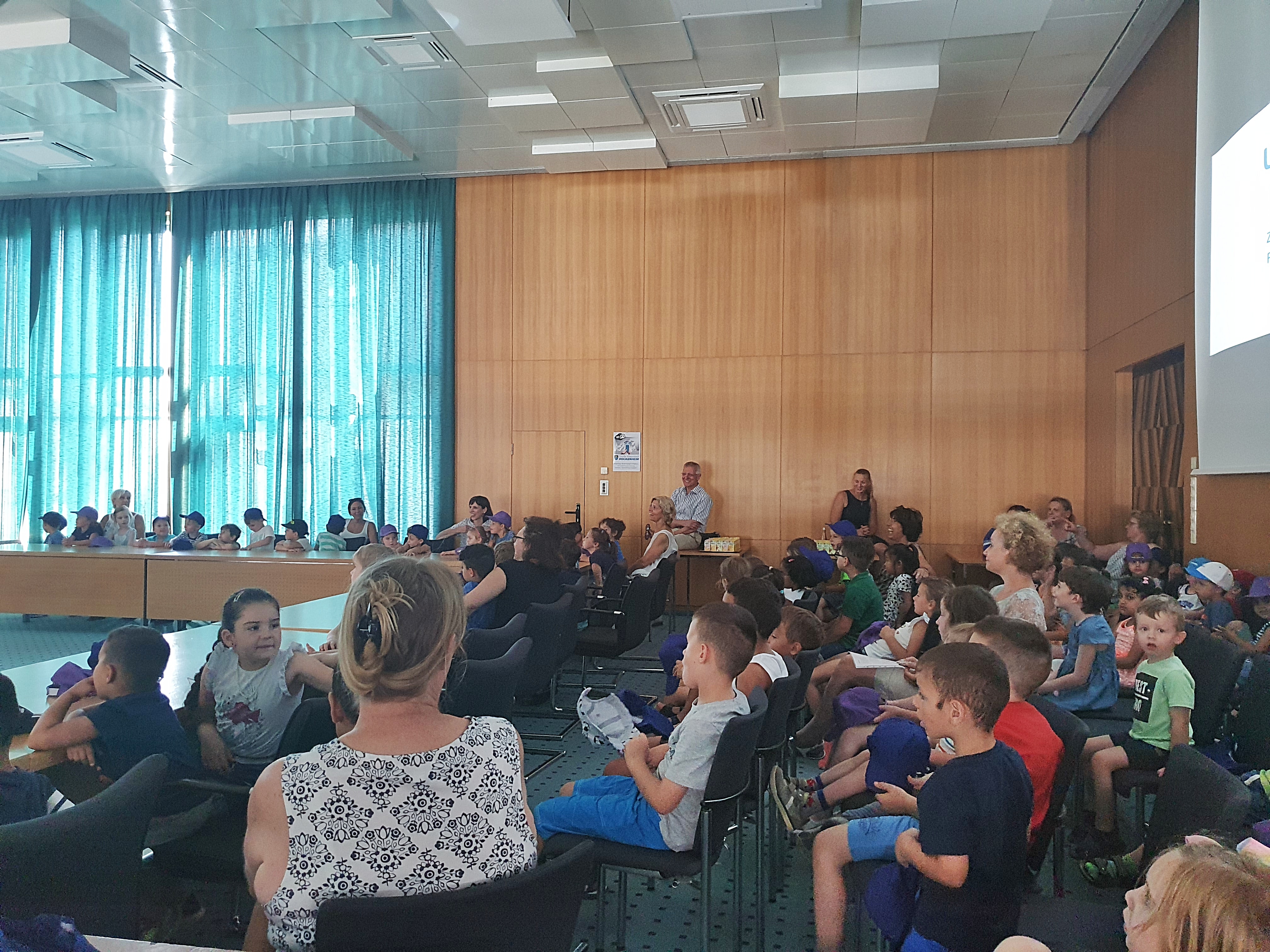 2019 07 04 Kindergärten Besuch Rathaus