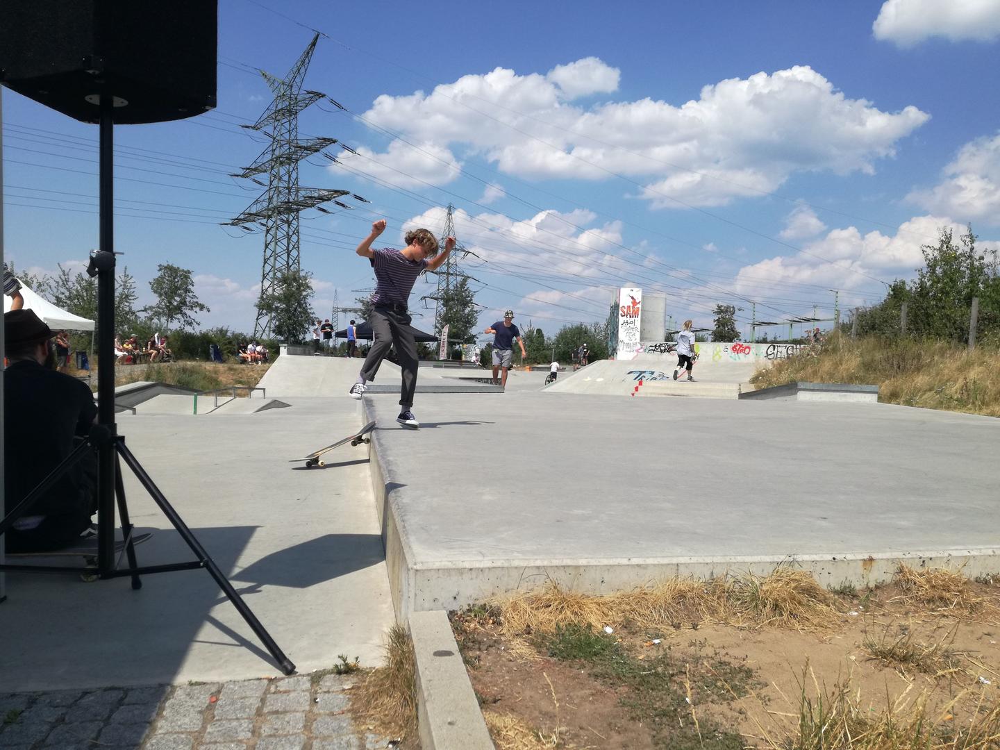 Stadt Mannheim Skatepark Schönau b Schreiber