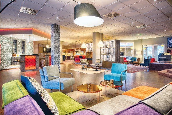 Leonardo Hotel Mannheim City Center erhält Make-Over für über 1,4 Millionen Euro Lobby Leonardo Hotel Mannheim Ladenburg c Leonardo Hotels