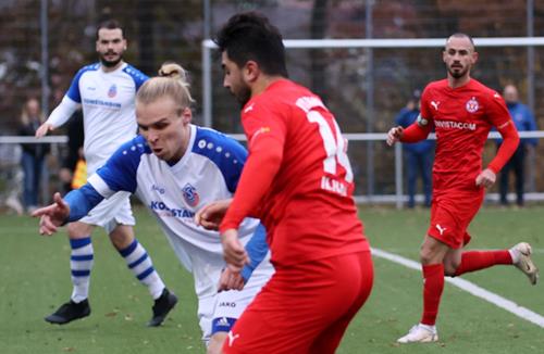 (Foto: Ed. Nohe) Am Samstag kommt Tabellenführer Mutschelbach ins Rhein-Neckar-Stadion Mutschelbach 26 Copy
