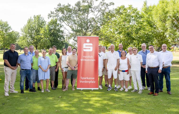 5.000 Euro Förderung für sportliche Zwecke – Übergabeveranstaltung  der Sportstiftung der ehemaligen Kreissparkasse Rhein-Pfalz
