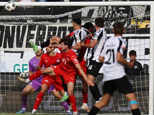Mannheim: Gipfeltreffen im Rhein-Neckar-Stadion